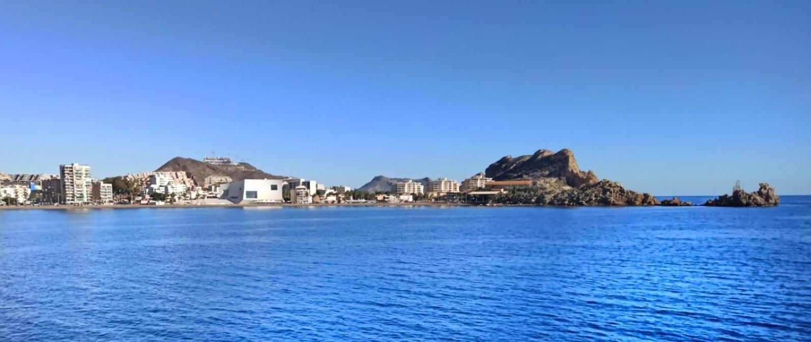 Vacaciones Aguilas Con Aire Acondicionado Y Wifi - By Aloha Palma Kültér fotó
